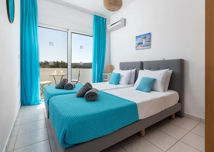 Bella With Private Pool And Hot Tub *