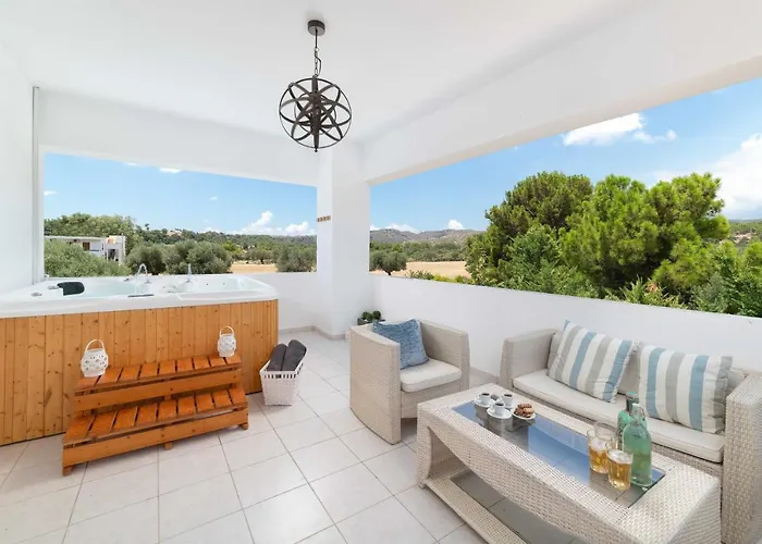 Bella With Private Pool And Hot Tub فيلة